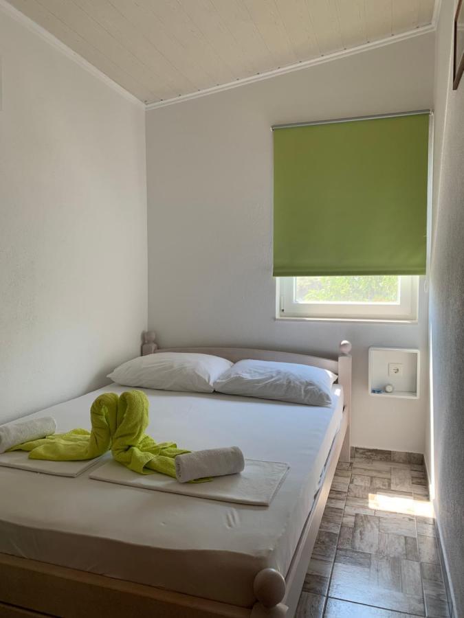 Studio Apartment Simi Trogir Exterior photo
